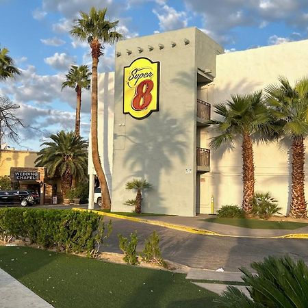 Super 8 By Wyndham Las Vegas North Strip/Fremont St. Area Exterior foto