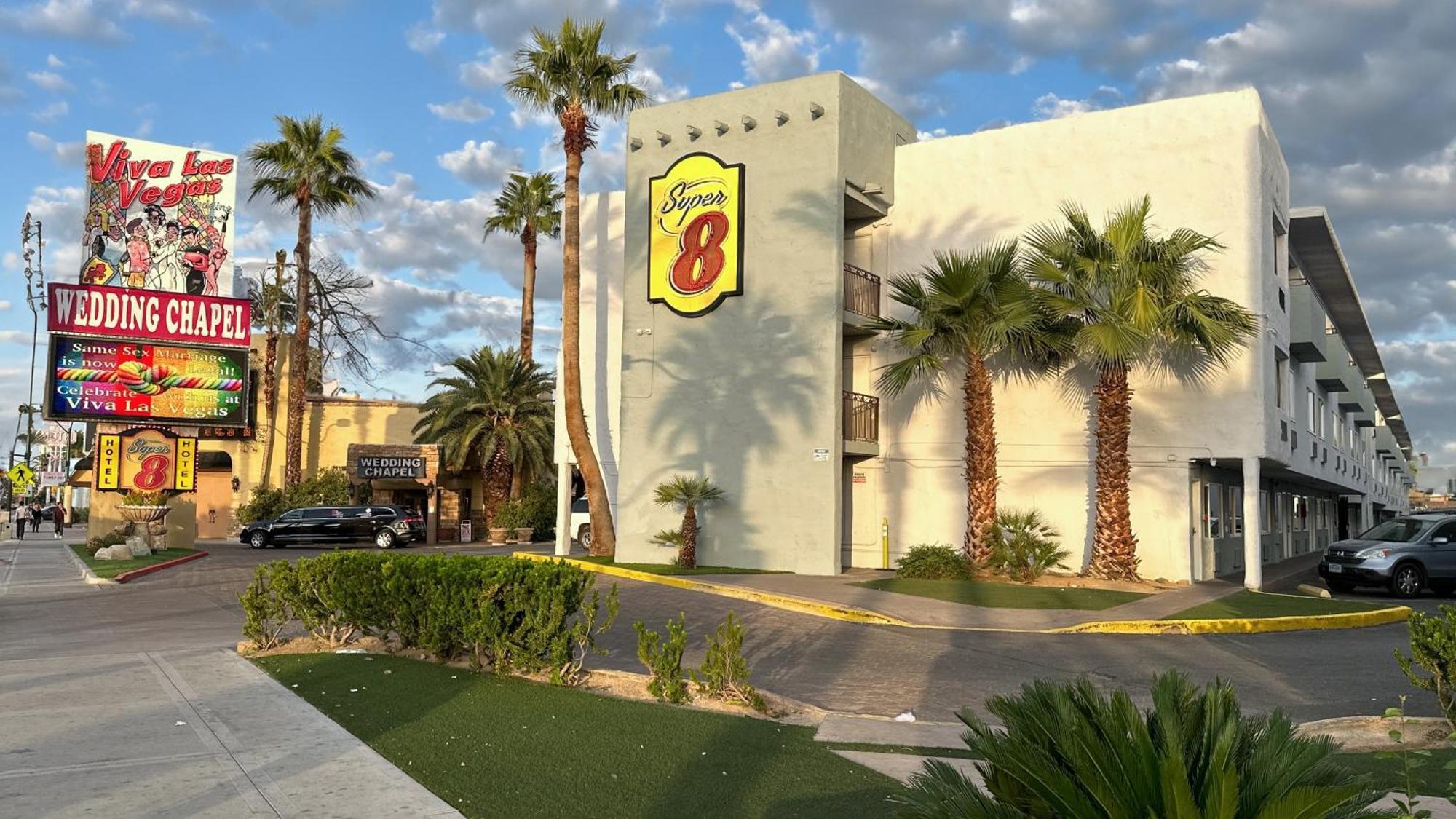 Super 8 By Wyndham Las Vegas North Strip/Fremont St. Area Exterior foto